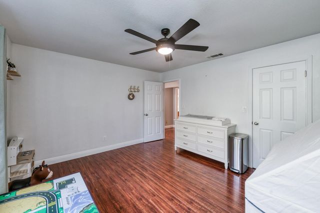 10684 Mountain View Drive, Madera, CA 93636