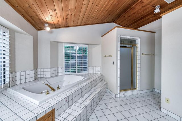 10684 Mountain View Drive, Madera, CA 93636