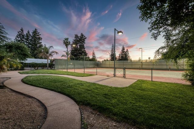 10684 Mountain View Drive, Madera, CA 93636