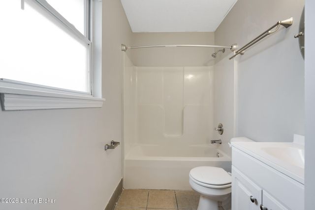 2815 S 6th St, Louisville, KY 40208