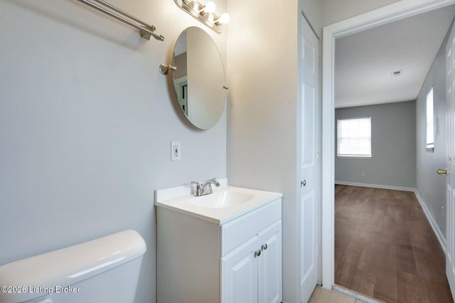 2815 S 6th St, Louisville, KY 40208