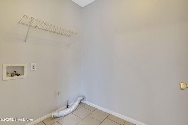 2815 S 6th St, Louisville, KY 40208