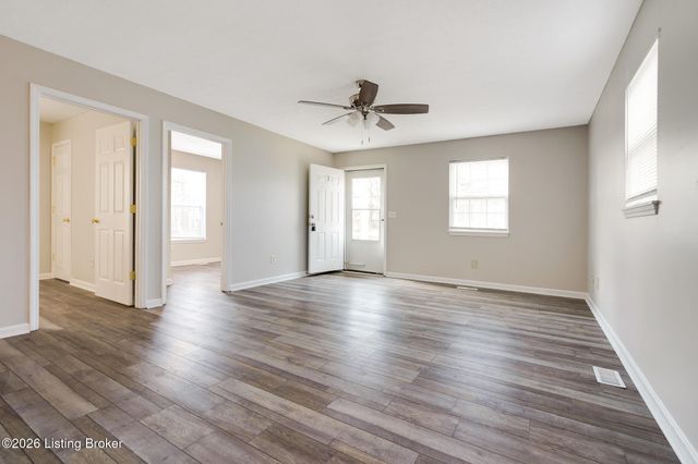 2815 S 6th St, Louisville, KY 40208