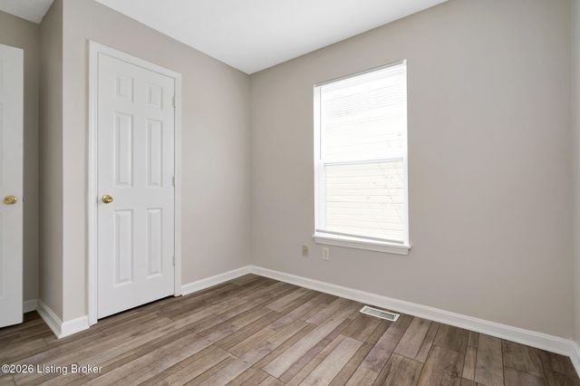 2815 S 6th St, Louisville, KY 40208