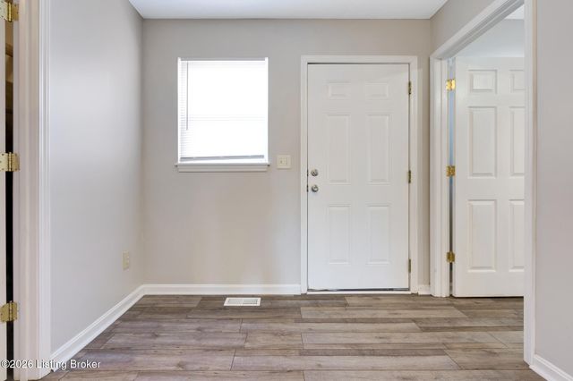 2815 S 6th St, Louisville, KY 40208