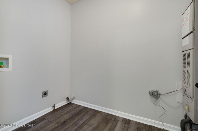 2815 S 6th St, Louisville, KY 40208