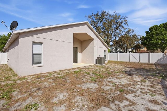 11240 LAKE LANIER DRIVE, Riverview, FL 33569