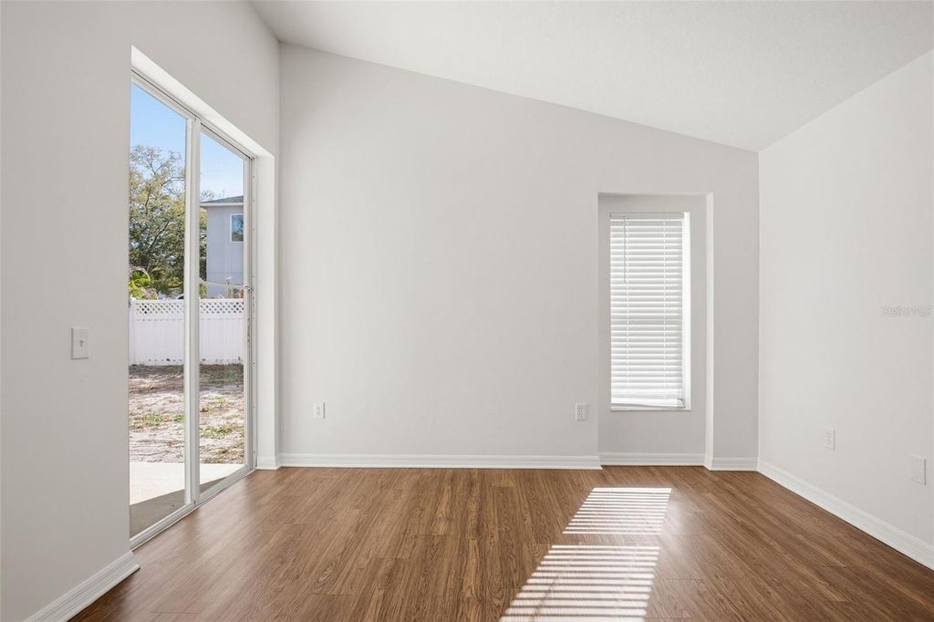 Image 24 of property listing at 11240 LAKE LANIER DRIVE, Riverview, FL 33569