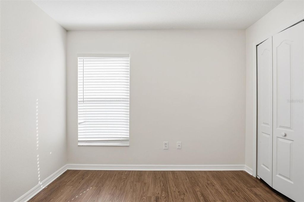 Image 28 of property listing at 11240 LAKE LANIER DRIVE, Riverview, FL 33569