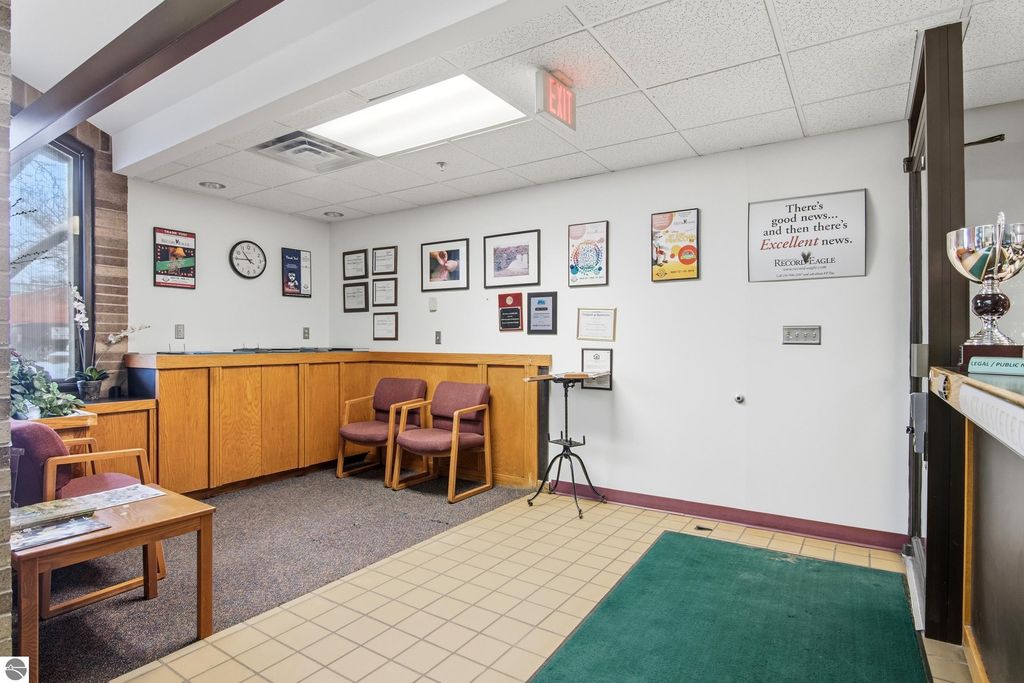 Image 10 of property listing at 116 W Front Street, Traverse City, MI 49684