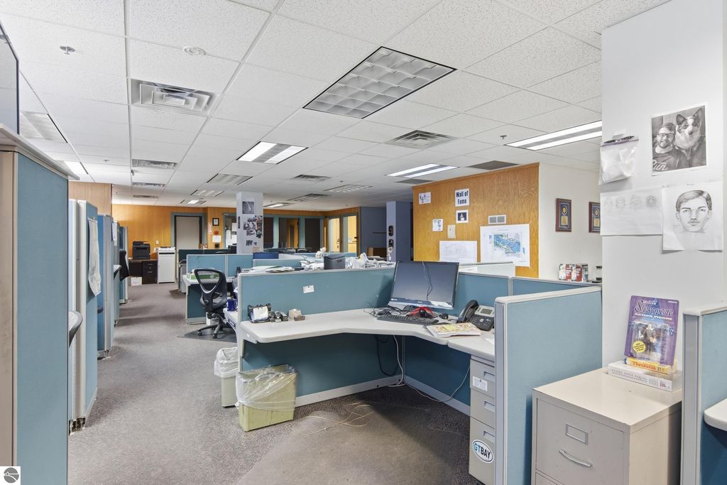 Image 22 of property listing at 116 W Front Street, Traverse City, MI 49684