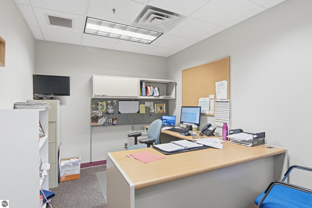 Image 24 of property listing at 116 W Front Street, Traverse City, MI 49684