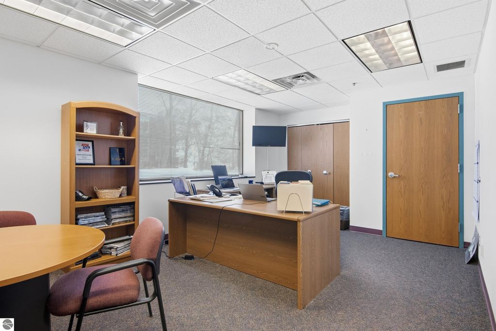 Image 28 of property listing at 116 W Front Street, Traverse City, MI 49684