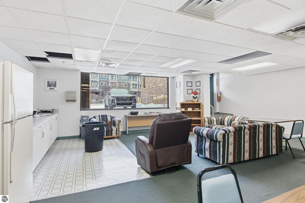 Image 33 of property listing at 116 W Front Street, Traverse City, MI 49684