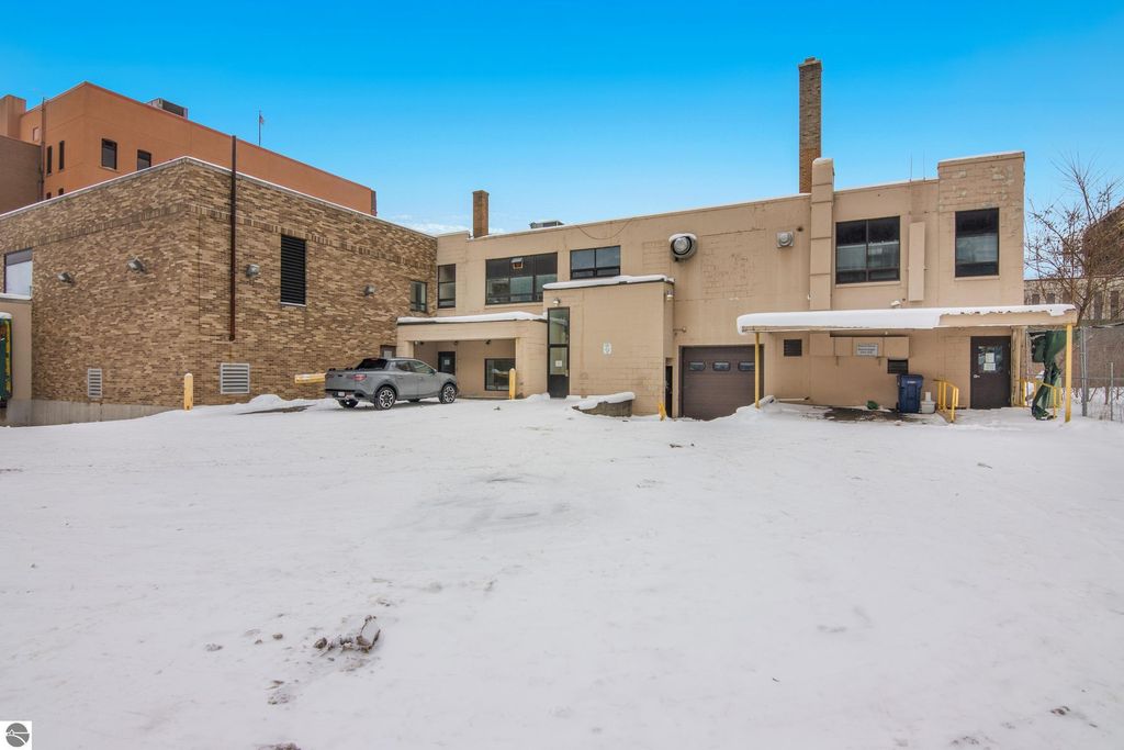 Image 47 of property listing at 116 W Front Street, Traverse City, MI 49684