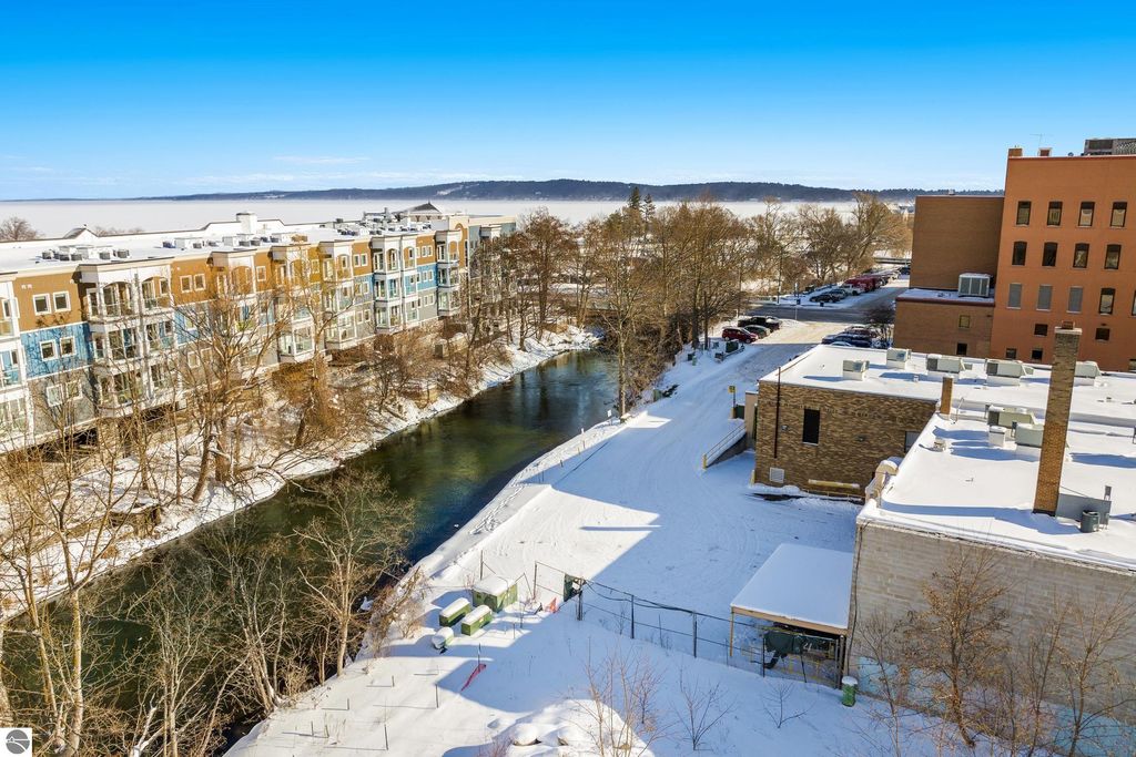 Image 5 of property listing at 116 W Front Street, Traverse City, MI 49684