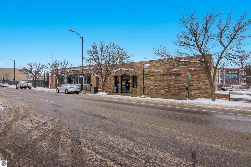 Image 6 of property listing at 116 W Front Street, Traverse City, MI 49684