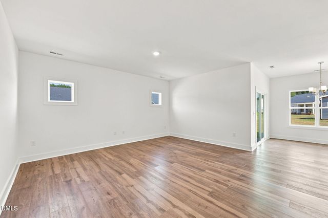 30 Loganberry Avenue, Bunnlevel, NC 28323