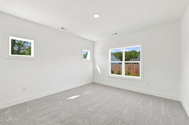 30 Loganberry Avenue, Bunnlevel, NC 28323