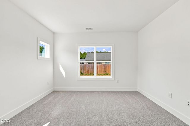 30 Loganberry Avenue, Bunnlevel, NC 28323