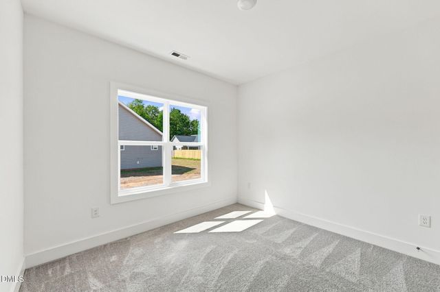 30 Loganberry Avenue, Bunnlevel, NC 28323