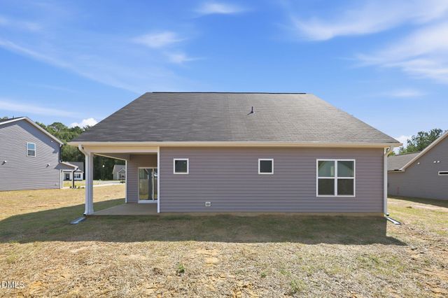 30 Loganberry Avenue, Bunnlevel, NC 28323