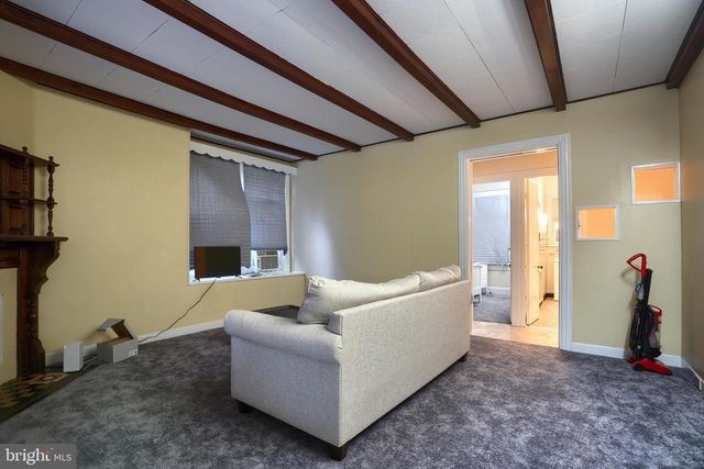 414 SOUTH AVE, Media, PA 19063