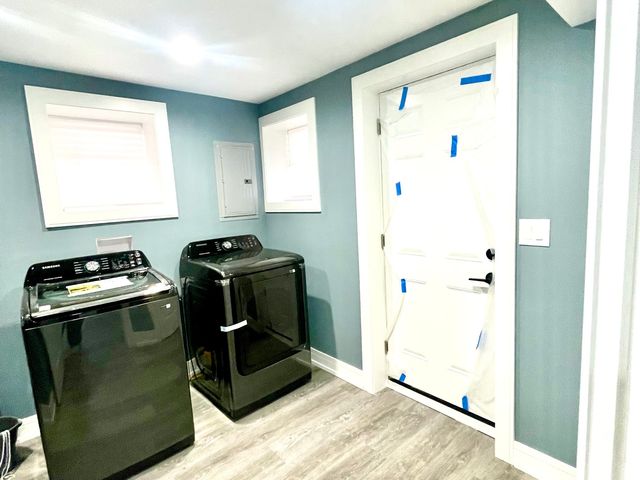 7042 S Eberhart Avenue, Chicago, IL 60637