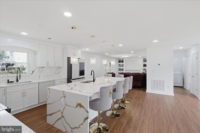 10501 BEECHWOOD DR, Waldorf, MD 20601
