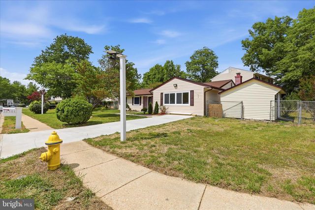 10501 BEECHWOOD DR, Waldorf, MD 20601