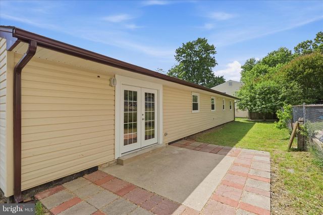 10501 BEECHWOOD DR, Waldorf, MD 20601