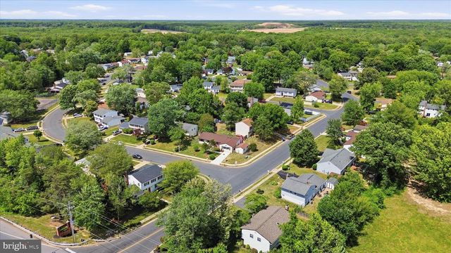 10501 BEECHWOOD DR, Waldorf, MD 20601