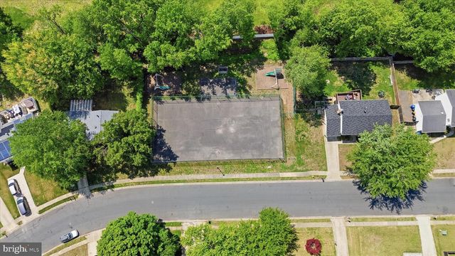 10501 BEECHWOOD DR, Waldorf, MD 20601