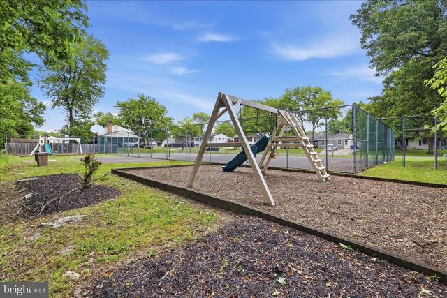 10501 BEECHWOOD DR, Waldorf, MD 20601