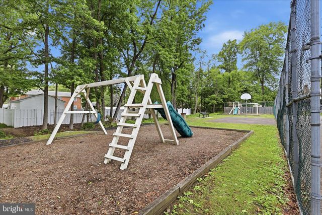 10501 BEECHWOOD DR, Waldorf, MD 20601
