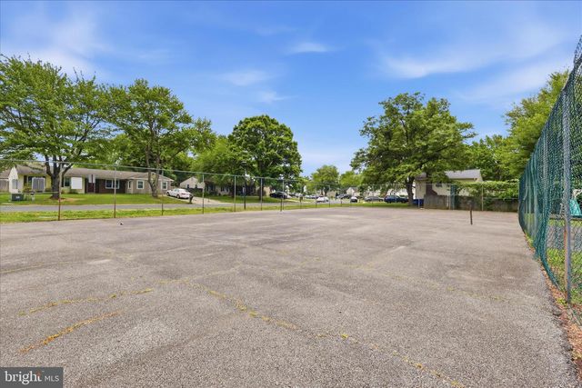 10501 BEECHWOOD DR, Waldorf, MD 20601