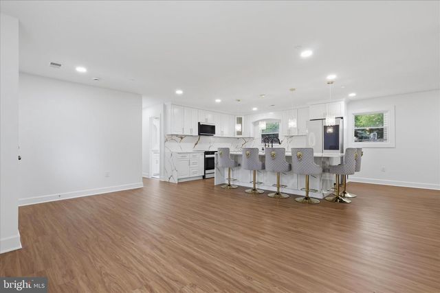 10501 BEECHWOOD DR, Waldorf, MD 20601