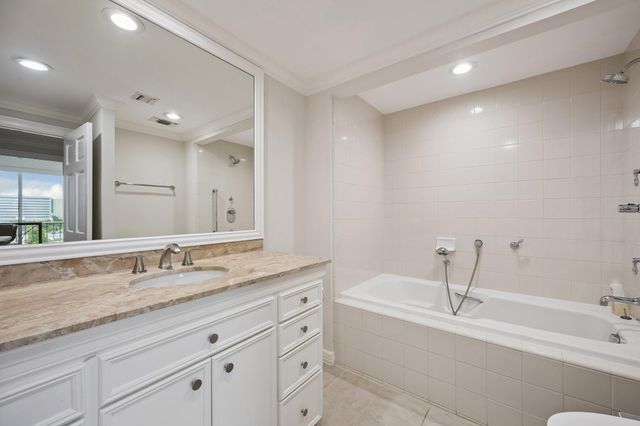 2200 Willowick Road 8BC, Houston, TX 77027