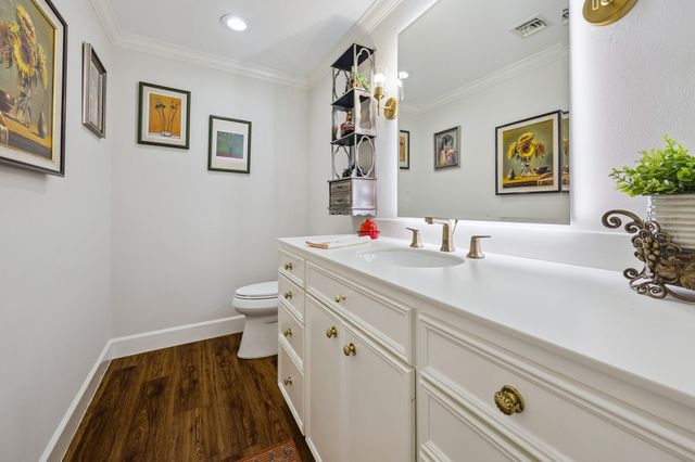 2200 Willowick Road 8BC, Houston, TX 77027