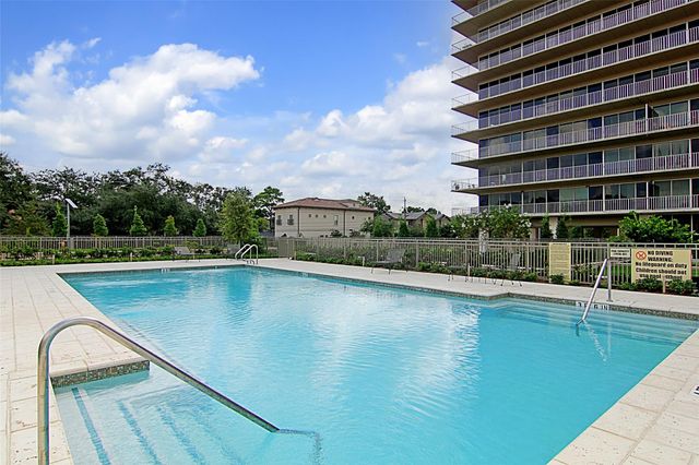 2200 Willowick Road 8BC, Houston, TX 77027