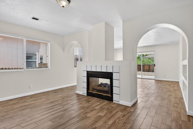 3012 Winston Meadows Drive NE, Rio Rancho, NM 87144