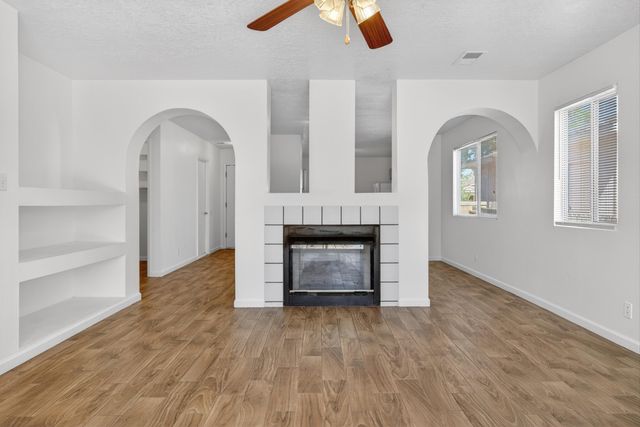 3012 Winston Meadows Drive NE, Rio Rancho, NM 87144