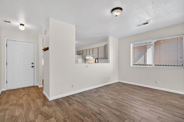 3012 Winston Meadows Drive NE, Rio Rancho, NM 87144