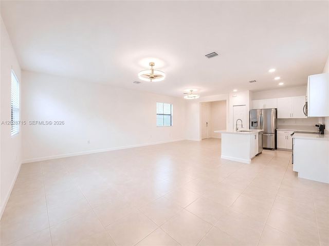 3448 W 110th Terrace, Hialeah, FL 33018