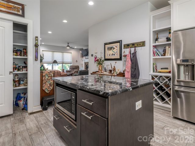 51 Verde Drive, Asheville, NC 28806