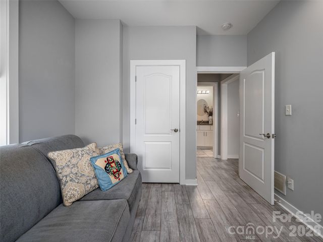 51 Verde Drive, Asheville, NC 28806