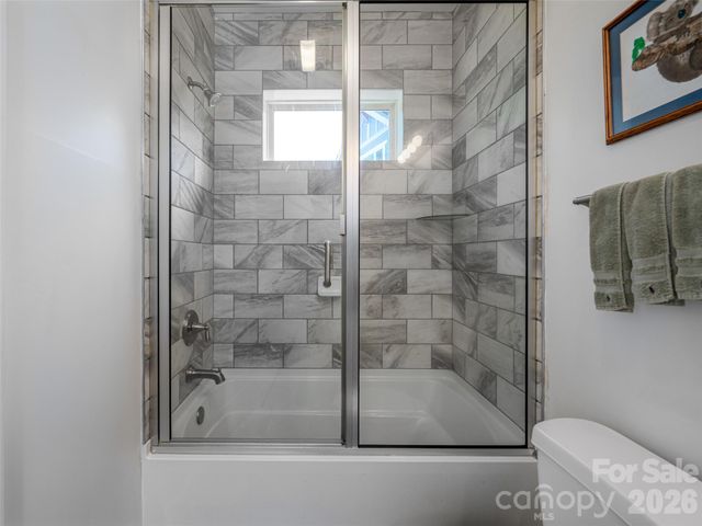 51 Verde Drive, Asheville, NC 28806