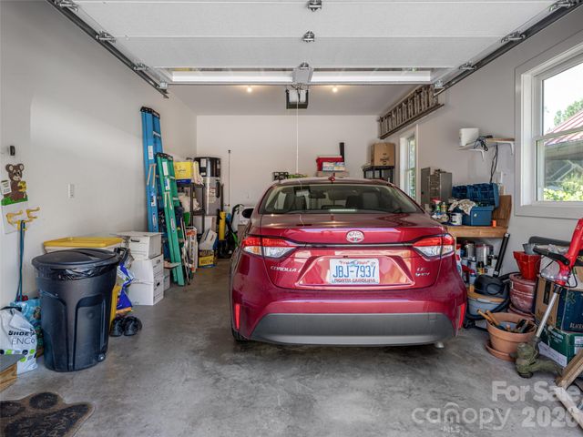 51 Verde Drive, Asheville, NC 28806