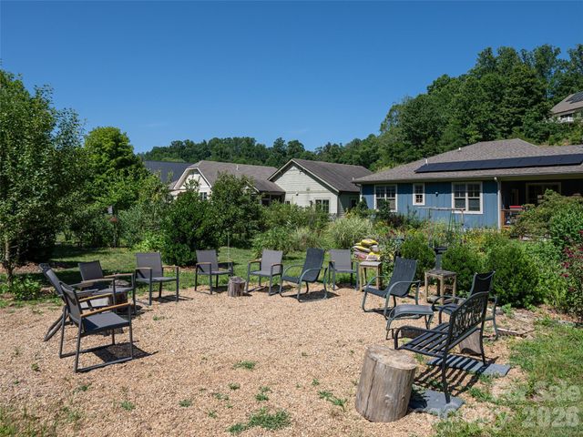 51 Verde Drive, Asheville, NC 28806