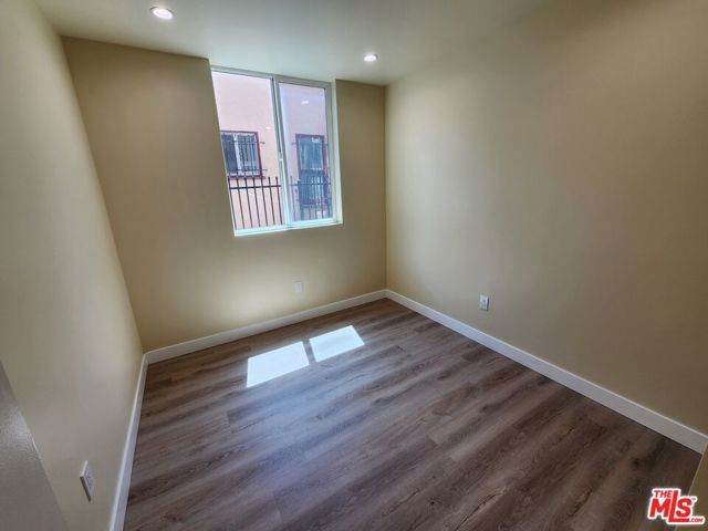 2726 S Cochran Avenue 101, Los Angeles, CA 90016